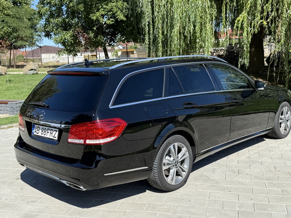 Mercedes E 300 Hibrid