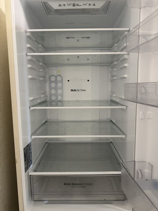 Холодильник LG, цена нового 340к