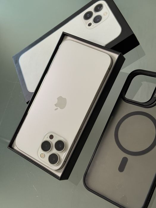 iPhone 13 Pro Max Alb 128 GB 88% ca nou la cutie si husa