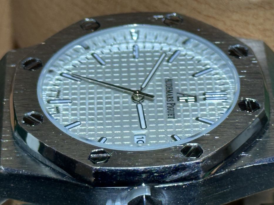 Нов Мъжки Часовник Audemars Piguet Royal Oak Selfwinding 44MM с кутия, подаръчна опаковка и документация