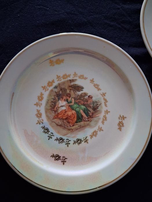 МАДОННА столовые тарелки