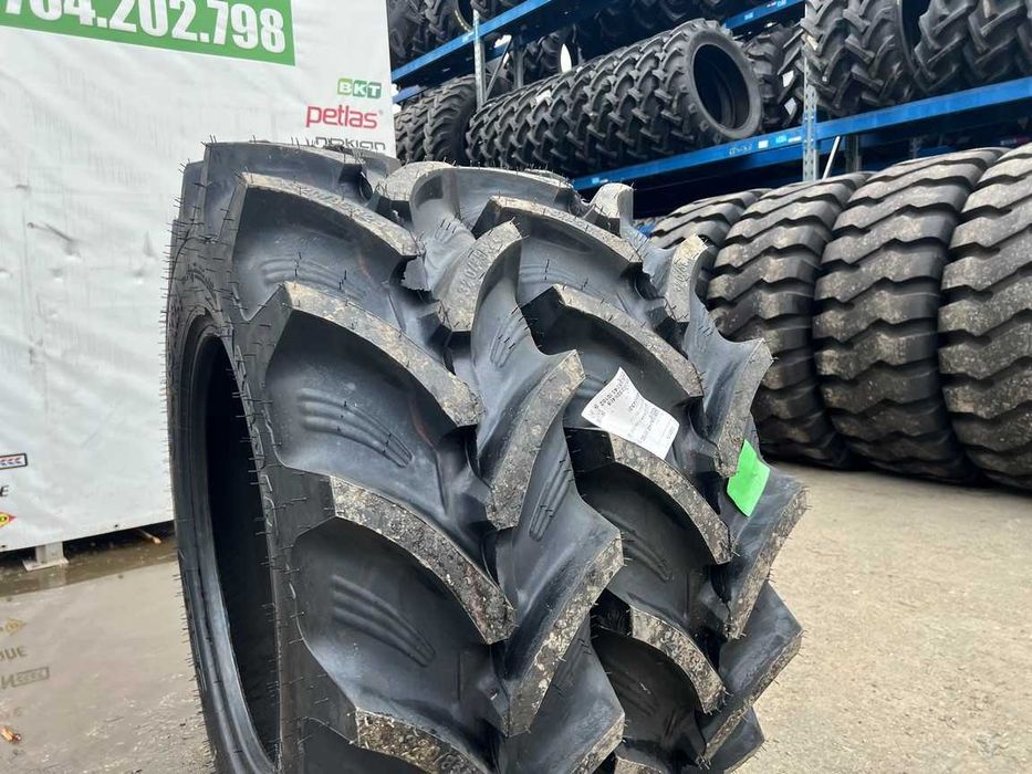 Anvelope noi radiale 320/85R24 pentru tractor fata marca OZKA