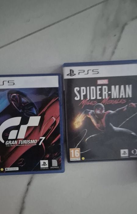 Vând playstation 5 sau schimb