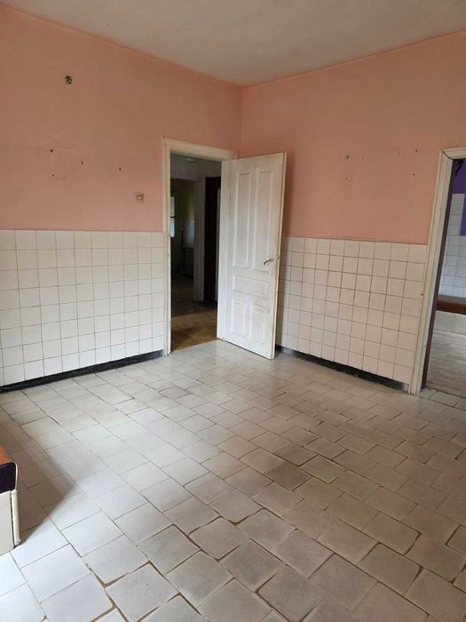 Продава се Етаж от къща в Хасково, Училищни - 94 кв.м за 514 €/кв.м - Снимка #4