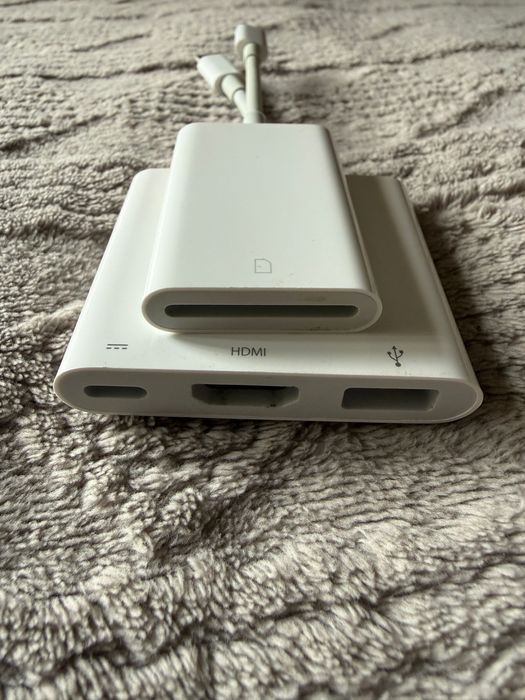 Adaptor Apple HDMI USB-C USB-A plus Card SD