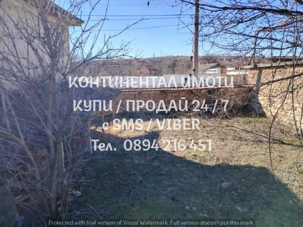 КОД 17216г. Двуетажна тухлена къща 150м2 с двор 700м на асфалт