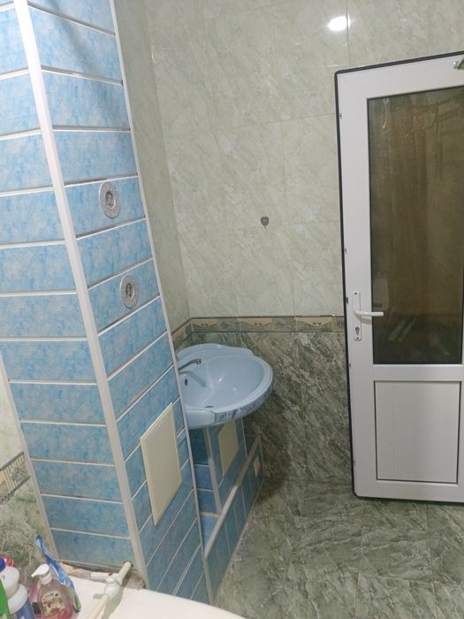 Ijaraga uy beriladi. Pahtazor45/10
3 etaj, 2 xona , oshxona balkonga c