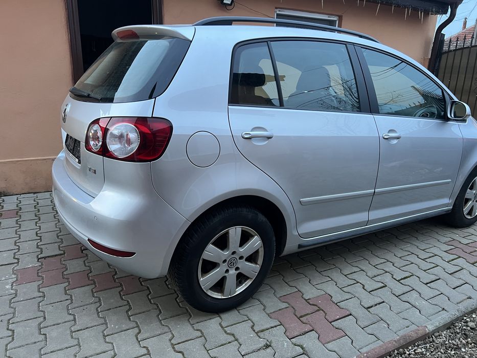 De vinzare Gof 6 Plus  Benzina 1,2  an 2011  neinmatriculata