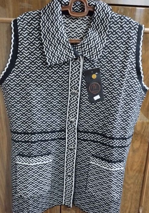 Женская Безрукавка