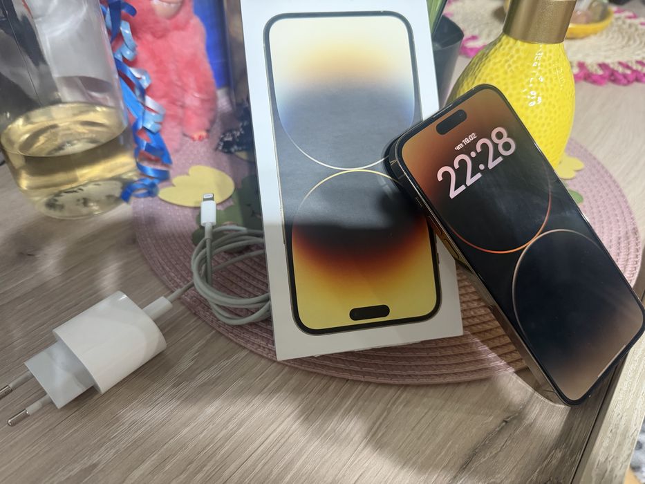 Iphone 14 pro max golg 256 GB