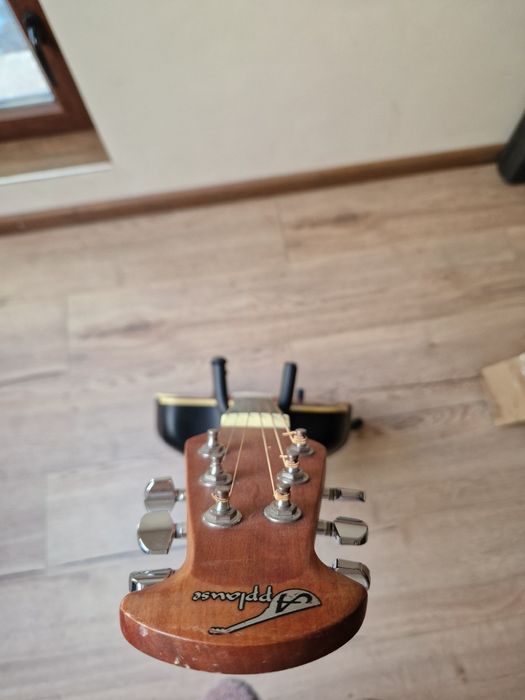 Акустична китара Ovation Applause