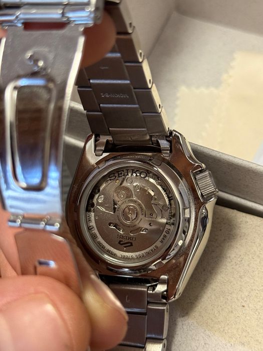 НОВ!!! Часовник SEIKO