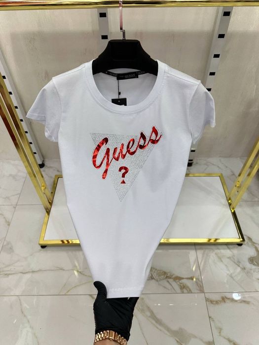 Genți și adidasi diferite modele