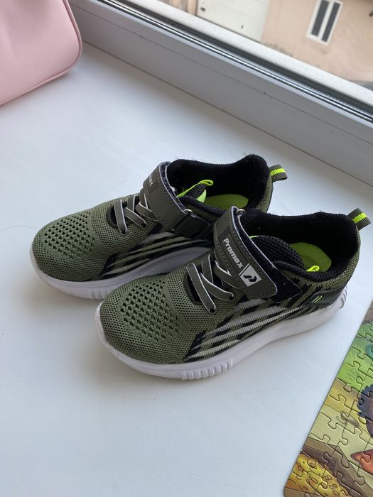 Кроссовки легки 31р унисекс