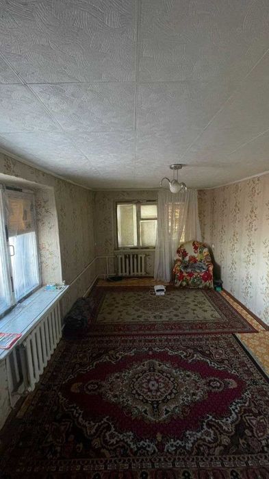 Срочно продам 1 ком. квартиру по Республики 2 мкр