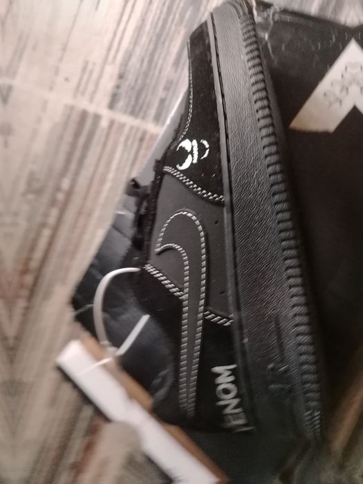 кроссовки новые 41р