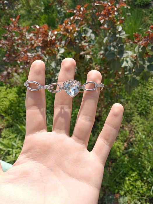 Красивый браслет