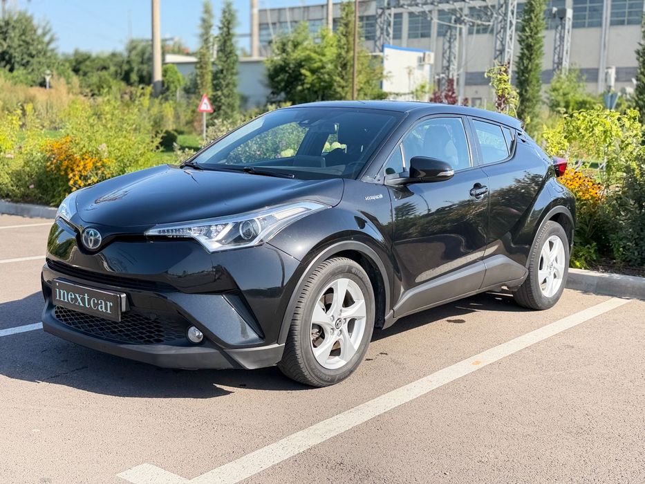 Toyota C-HR Toyota C-HR 1.8 Hybrid Business Edition 2019