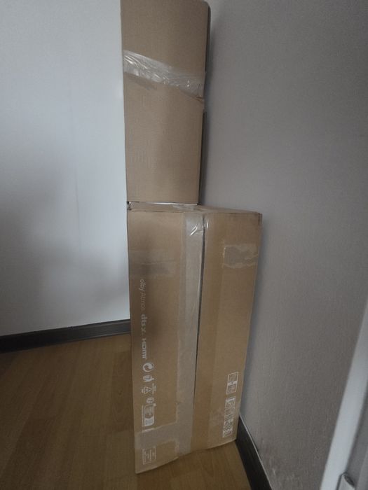 Vând Soundbar Samsung HW-Q600C 3.1.2 360W Bluetooth Subwoofer Wireless