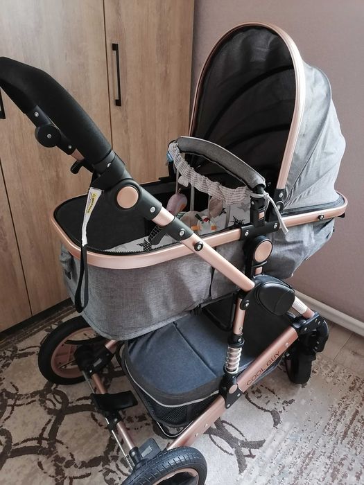 Коляска с рождения