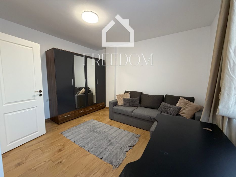 Тристаен апартамент в кв. Колхозен пазар, ул.Христо Ботев, 230 000 евр