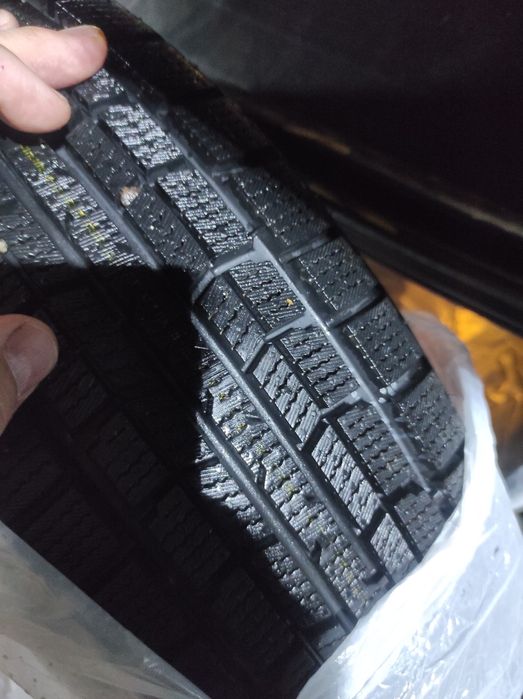 продам шины на кобальт 14 размер