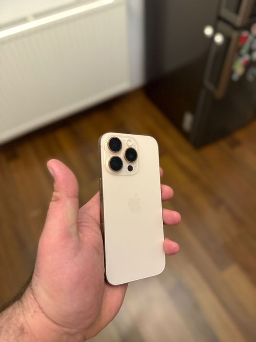 Iphone 16 pro / 128 gb /100 baterie. Impecabim . Gatantie Fullbox