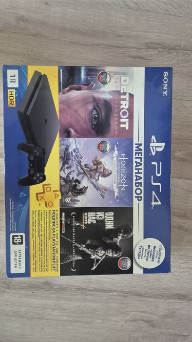 Продам игровую приставку Sony PS 4