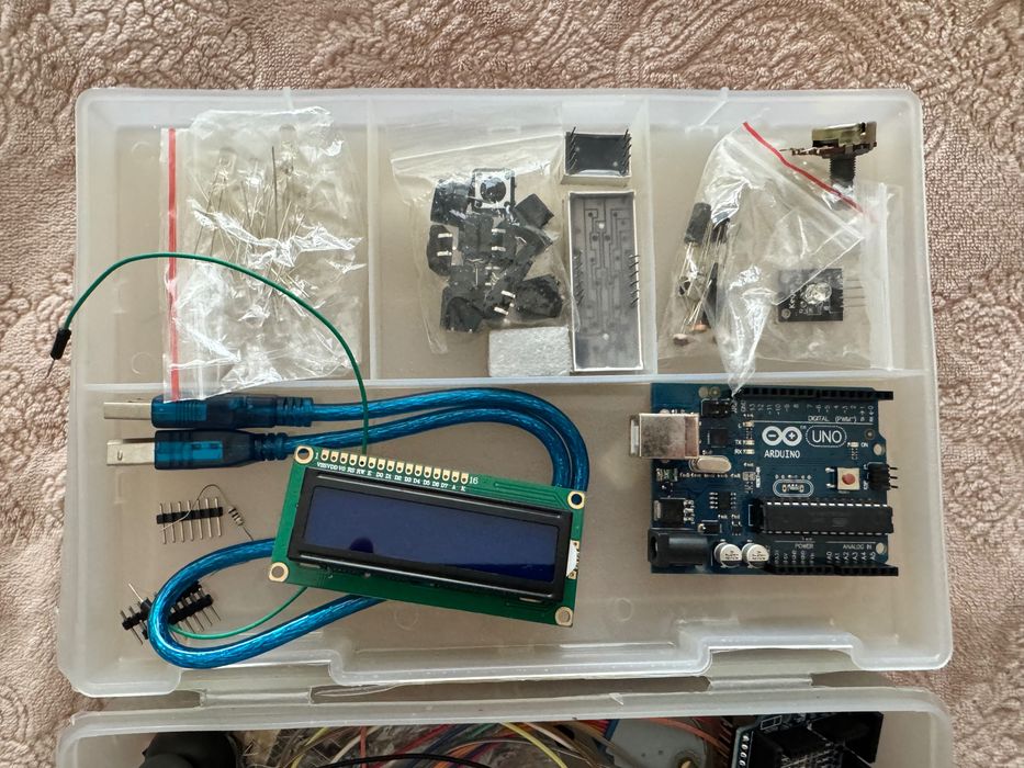 Arduino UNO Starter Kit