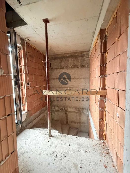 Продава се Двустаен апартамент в Пловдив, Център - 111 кв.м за 1079 €/кв.м - Снимка #6