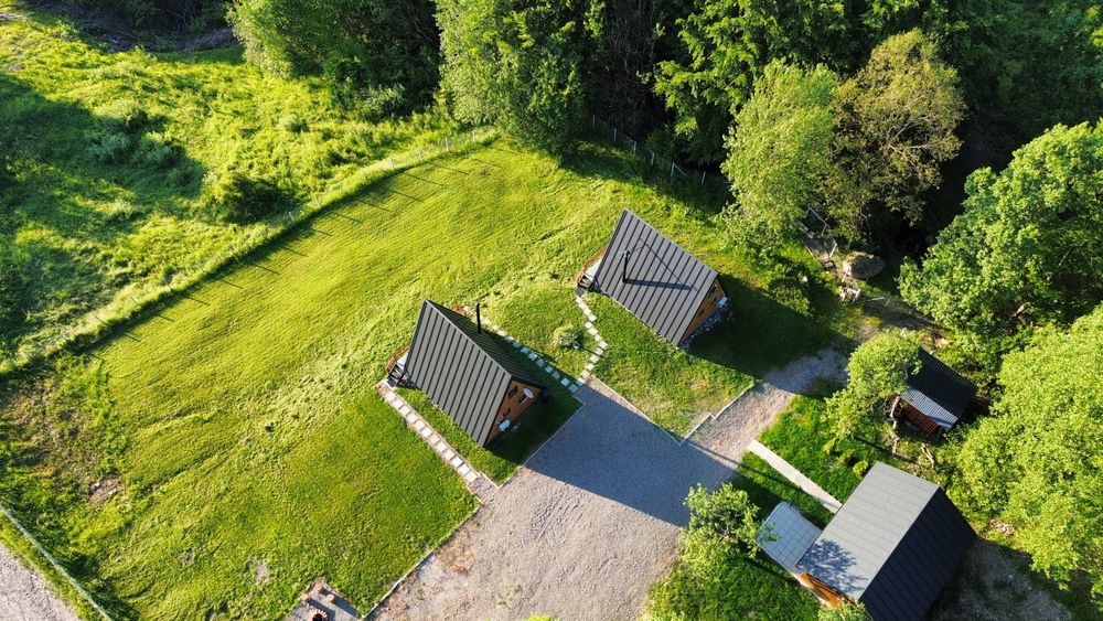De inchiriat Cabane A-Frame cu  jacuzzi incalzit, Ibănești jud. Mures