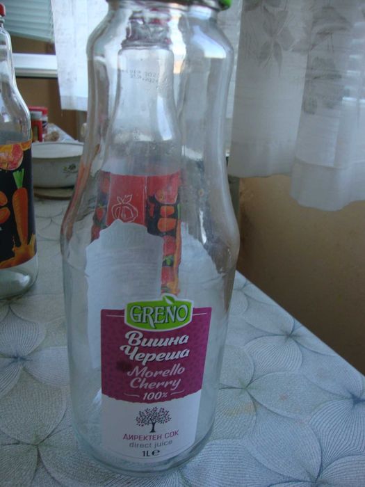 Стъклени бутилки за консервиране на нектари, сиропи