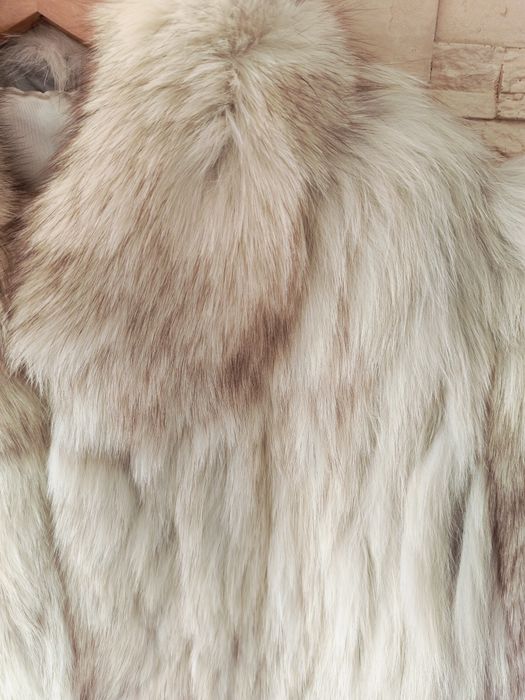 Vesta din blana naturala de vulpe