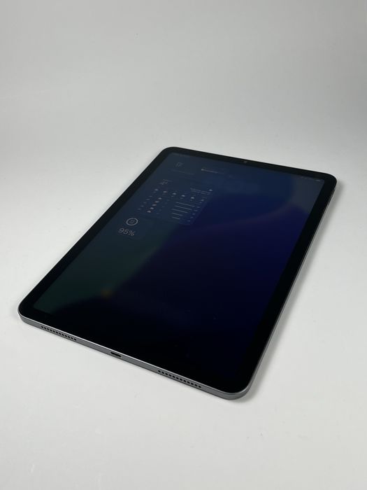 iPad Air 5 11”, M1, 256 GB, Wi-Fi + Apple Magic Keyboard (с тракпад)