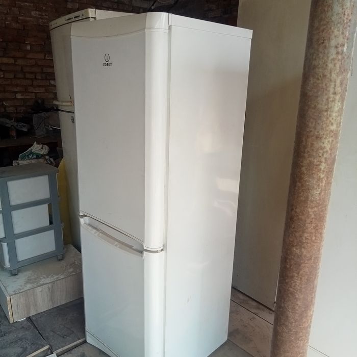 Холодильник продам