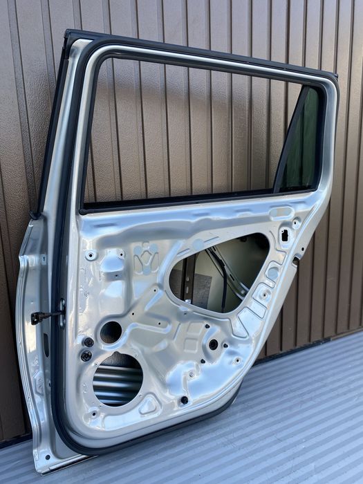 Usa dr spate combi vw Passat B8 cod culoare LB7W (Impecabila)2015-2020