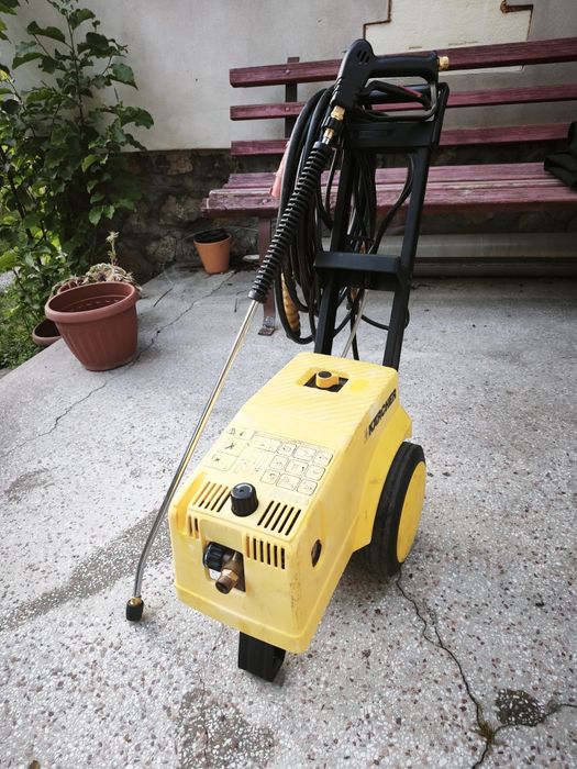 Aparat de spălat cu presiune Karcher HD890