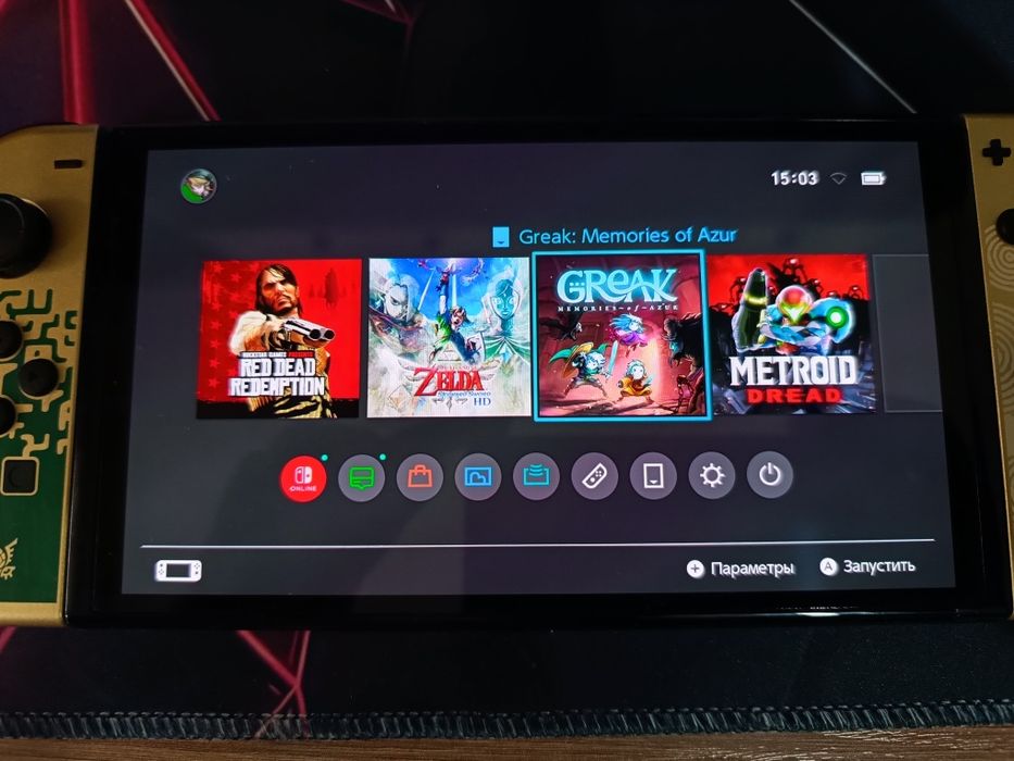 Продам Игровую консоль Nintendo Switch OLED Zelda