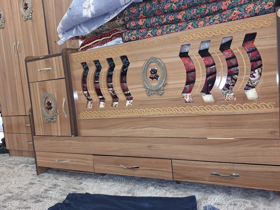 Детский мебель сотилади