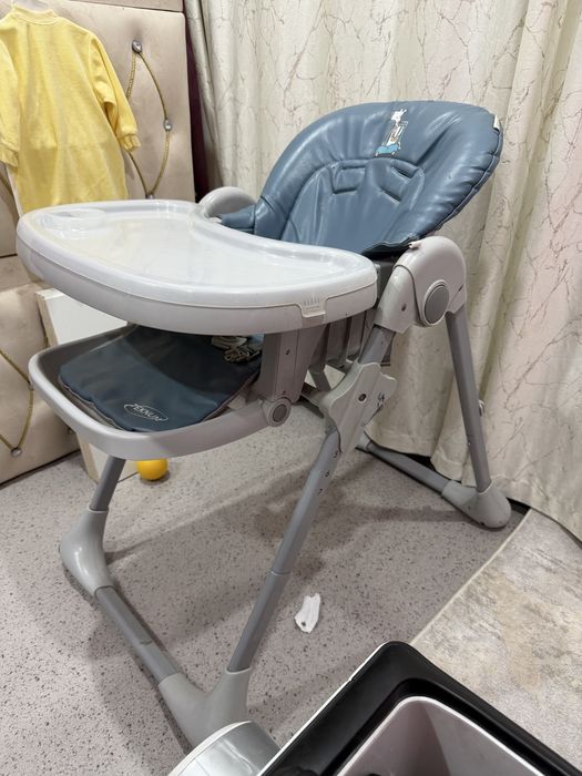 Детский стульчик для кормления