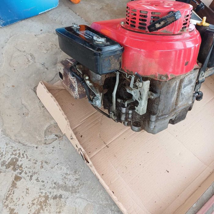 Двигател за косачка Хонда