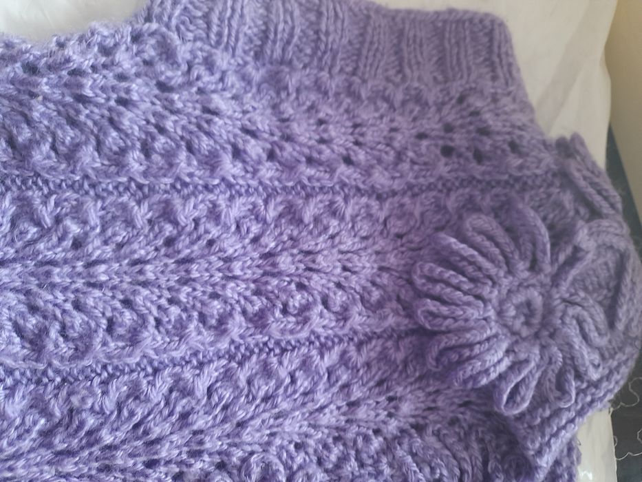 Желетка вязанная