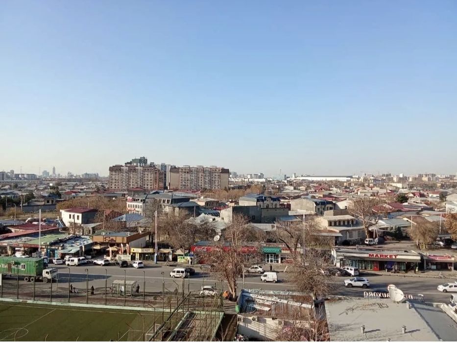 Срочно 1*2 хонали квартира сотилади