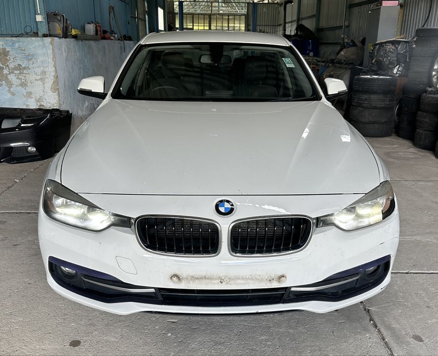 Elemente caroserie BMW f30 Usa  capota portbagaj bara oglinda Alb 300