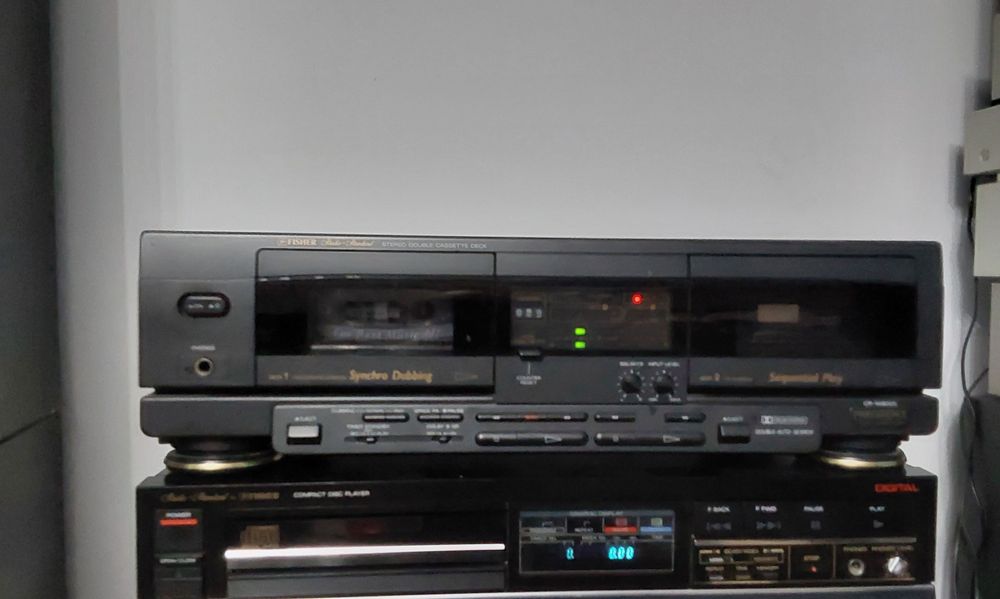 Vând un Sistem Audio Fisher deosebit! Merită Atenția!
