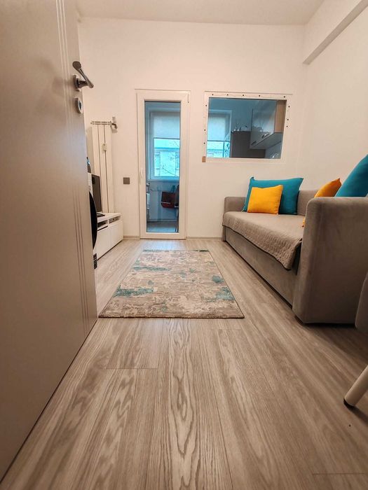 De vanzare - Apartament 2 camere zona Diham, Titan - direct proprietar