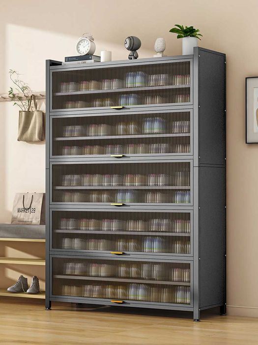 Пылезащищённый металлический шкаф для обуви у входной двери