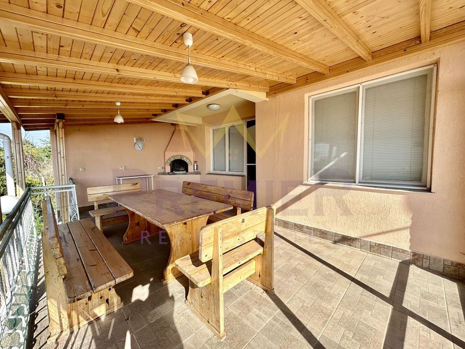 Продава се Къща в Балчик - 150 кв.м за 1307 €/кв.м - Снимка #2