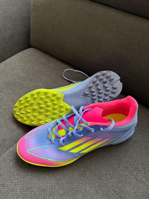 Футболни обувки/стоножки adidas F50 LEAGUE размер 44
