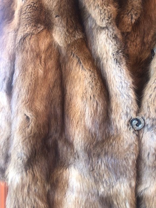 Haina de blana in conditie buna